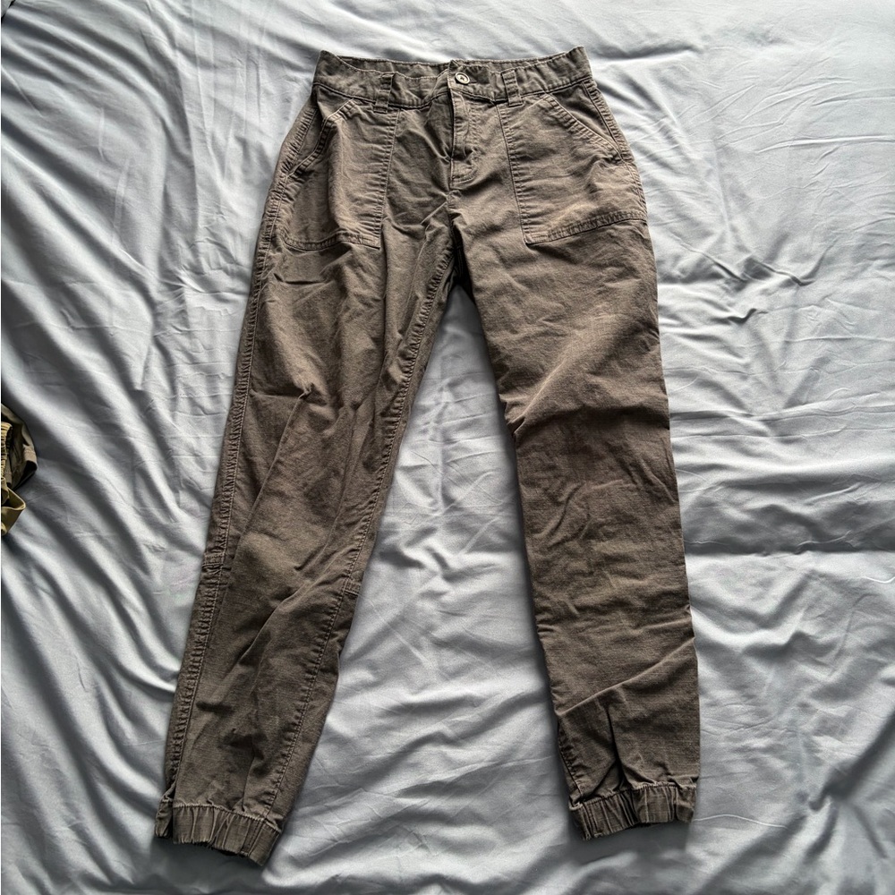 Eddie Bauer rip stop cuffed hiking pants